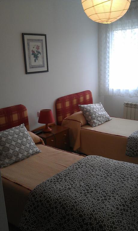 Pension Residencia Minones Baio  الغرفة الصورة
